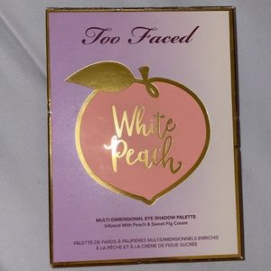 Two Faced White Peach pallette